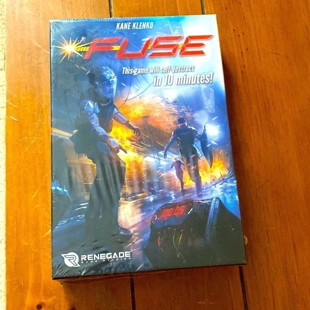 NIB Fuse Cooperative Board Game Renegade Game Studios Real Time Dice